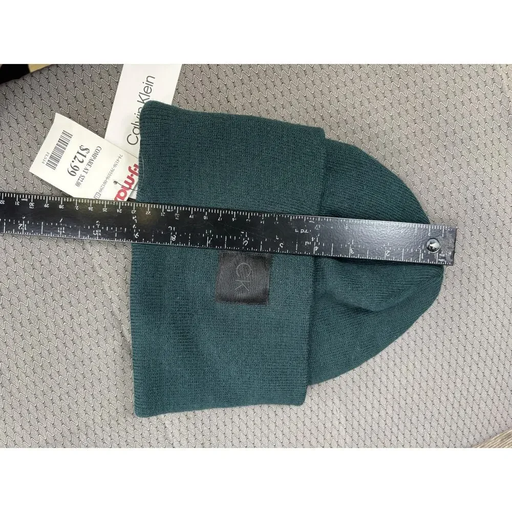 Calvin Klein Women's Logo Cuffed Beanie Green A2KH7086 NEW